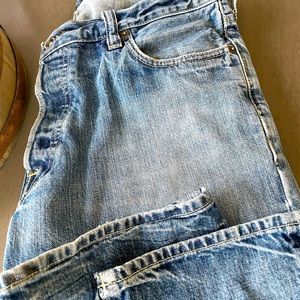 Men’s distressed jeans 34/32